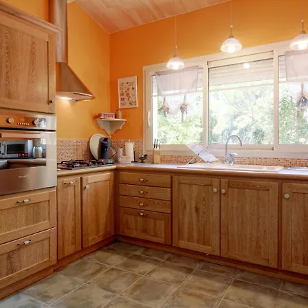 Holiday home Domaine Des 3 Rivieres Guitres